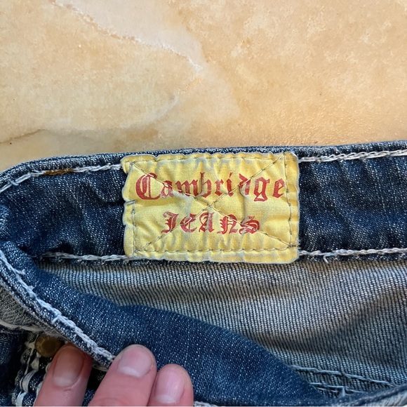 Very Distressed Low Rise Jeans - Picture 3 of 4